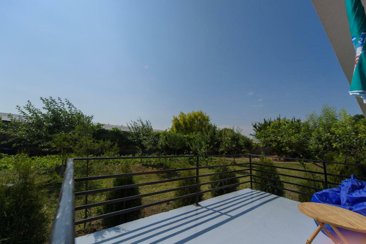 Los Anghelos Vama Veche Exteriör bild